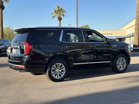 Used 2024 GMC Yukon Denali image 7