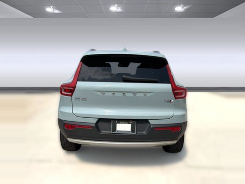 Used 2019 Volvo XC40 T5 Momentum AWD/4WD image 10