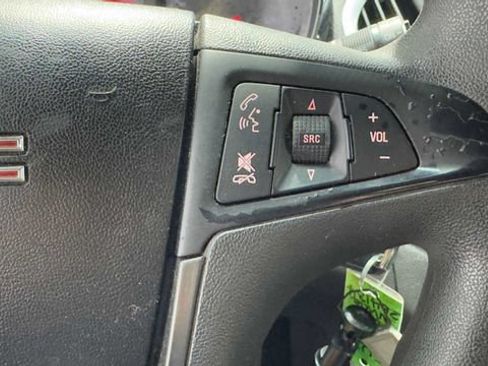 Used 2017 GMC Terrain SLE FWD image 29