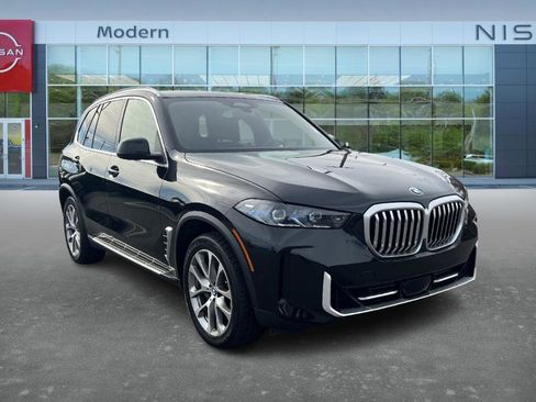 Used 2024 BMW X5 sDrive40i image 2