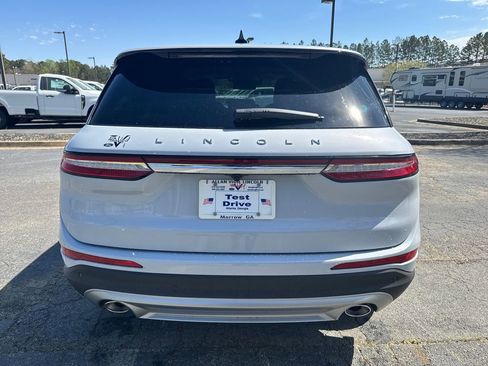 New 2026 Lincoln Corsair Premiere image 7