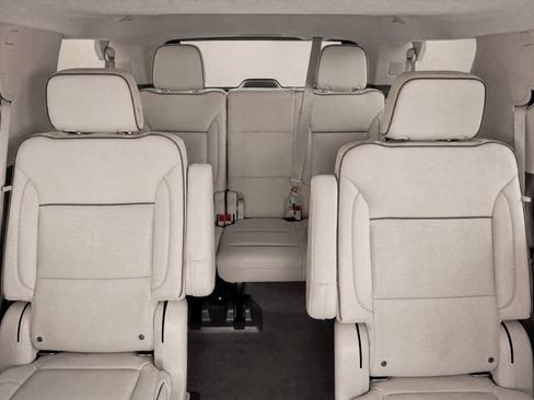 Used 2022 GMC Yukon Denali AWD/4WD image 18