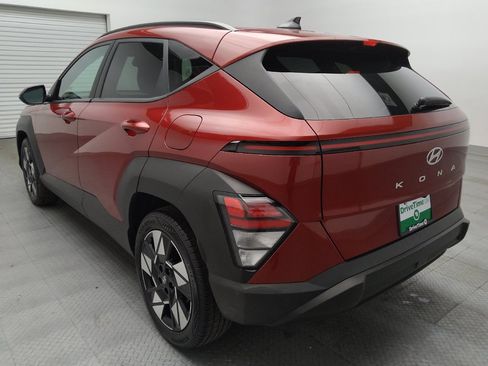 Used 2025 Hyundai Kona SEL FWD image 5