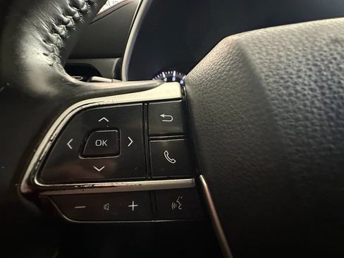 Used 2022 Toyota Highlander XSE image 31