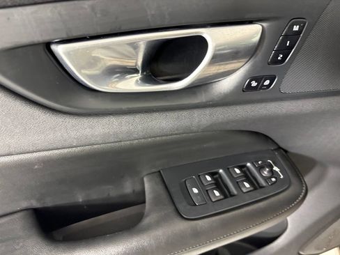 Used 2024 Volvo S60 B5 Core FWD image 20