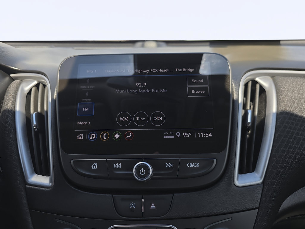 Used 2025 Chevrolet Malibu LT FWD image 24