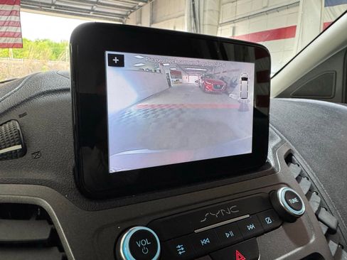 Used 2019 Ford Transit Connect XL FWD image 17