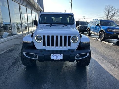 Used 2020 Jeep Wrangler Unlimited Sahara w/ Uconnect 4C Nav & Sound Group image 7
