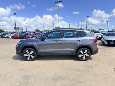 Used 2024 Volkswagen Taos S AWD/4WD image 8