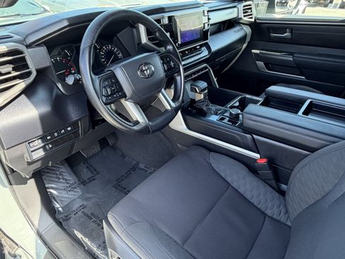 Used 2025 Toyota Tundra SR5 AWD/4WD image 25