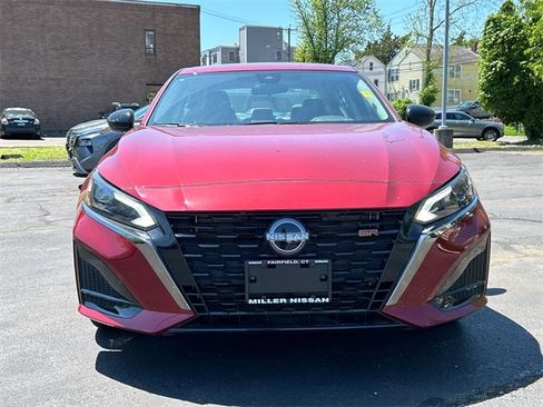 New 2025 Nissan Altima 2.5 SR image 6