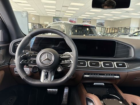 Certified 2024 Mercedes-Benz GLE 53 AMG 4MATIC image 10