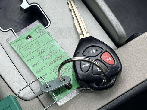 Used 2007 Toyota Camry LE image 43