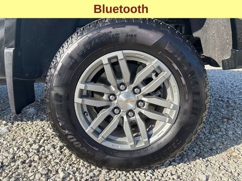 Used 2024 Chevrolet Colorado LT w/ LT Convenience Package image 9