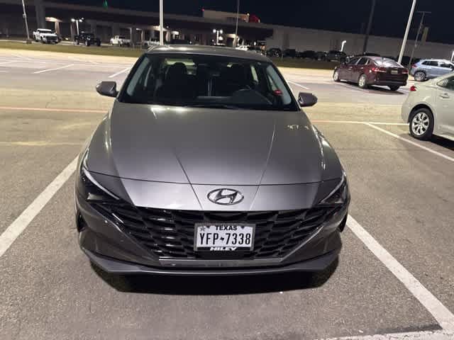 Used 2023 Hyundai Elantra Limited FWD image 3