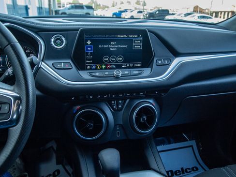 Used 2022 Chevrolet Blazer LT image 16