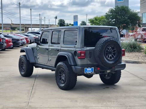 Used 2022 Jeep Wrangler Unlimited Sport AWD/4WD image 7