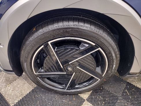 New 2026 Hyundai Ioniq 5 Limited image 5