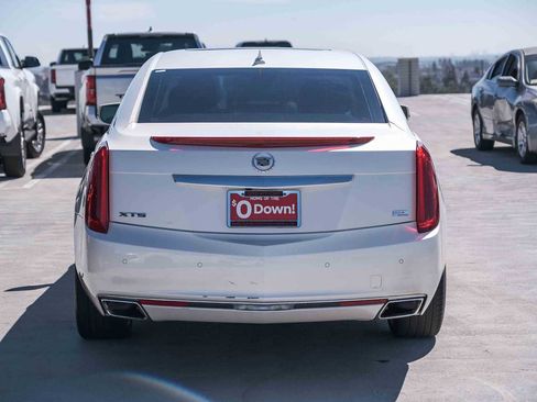 Used 2014 Cadillac XTS Platinum FWD image 5