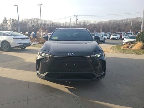 Used 2024 Toyota bZ4X XLE image 2