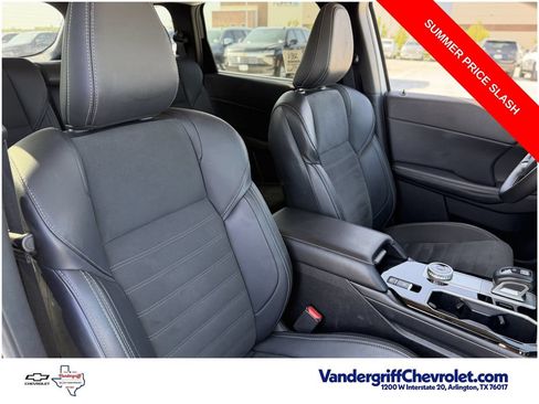 Used 2025 Mitsubishi Outlander SE FWD image 25