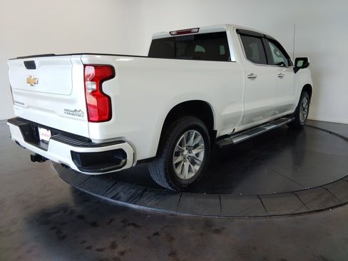 Used 2021 Chevrolet Silverado 1500 High Country w/ Safety Package II image 6