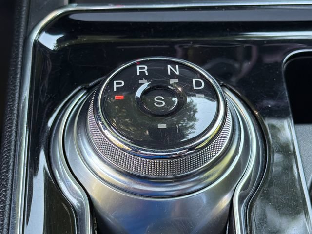 Used 2019 Ford Edge ST w/ Convenience Package AWD/4WD image 32