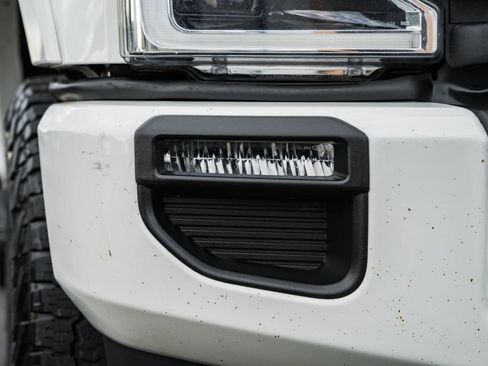 Used 2021 Ford F250 Platinum w/ Tremor Off-Road Package image 11