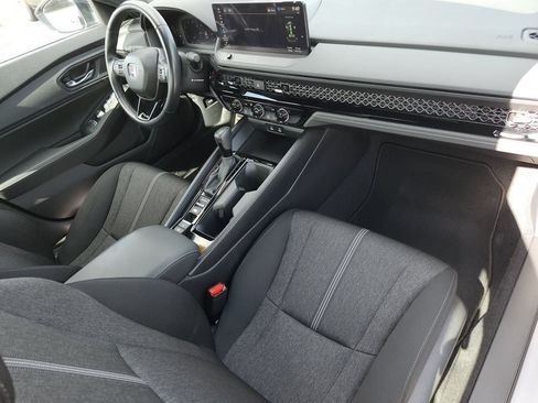Used 2024 Honda Accord Sport image 11