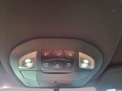 New 2026 Chrysler Pacifica Select image 15