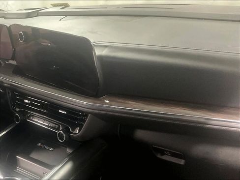 Used 2025 Chevrolet Tahoe LT image 14