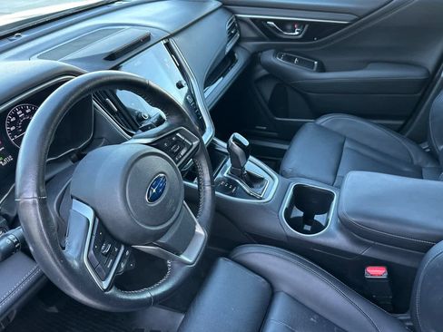 Used 2020 Subaru Outback Limited image 9