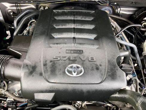 Used 2019 Toyota Tundra Limited image 32