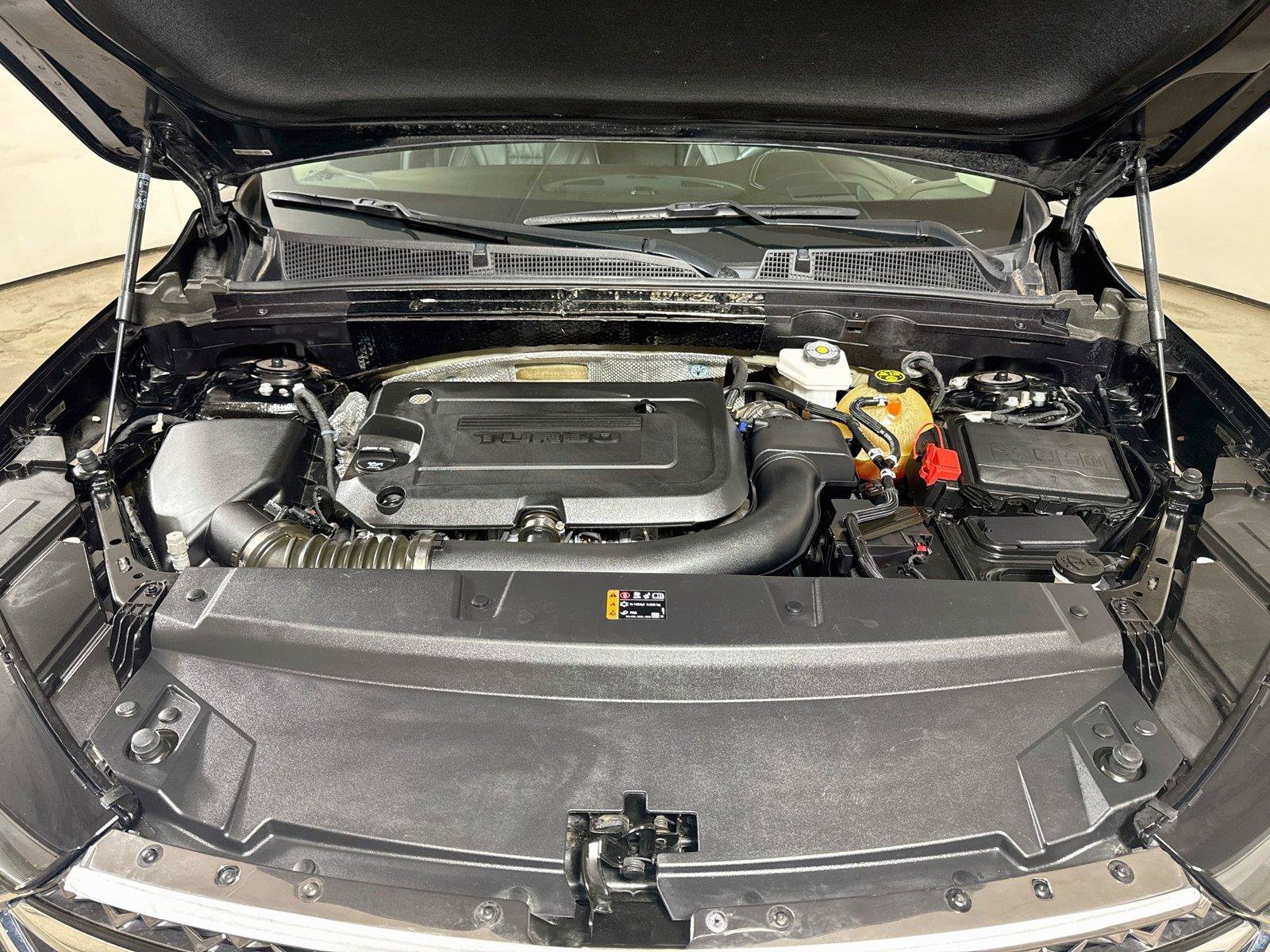 Used 2022 Buick Envision Avenir w/ Technology Package II FWD image 30