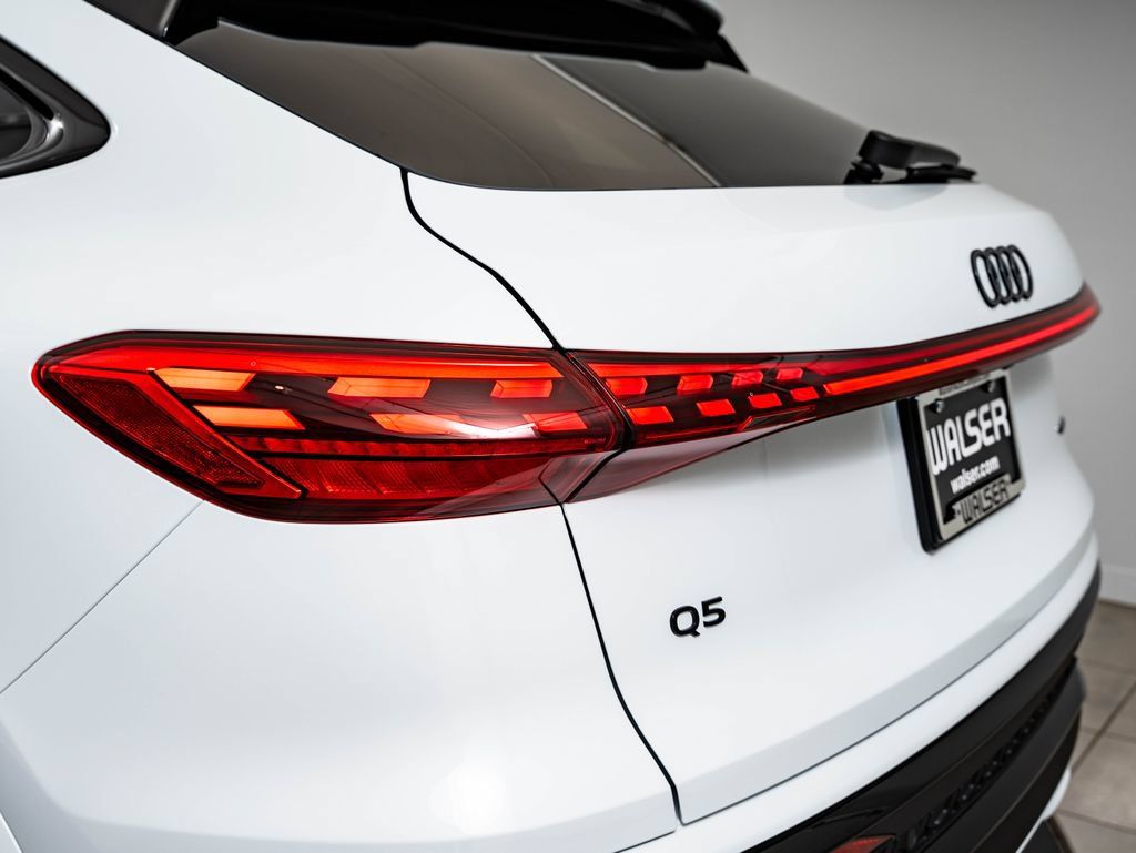 New 2026 Audi Q5 Premium Plus AWD/4WD image 9