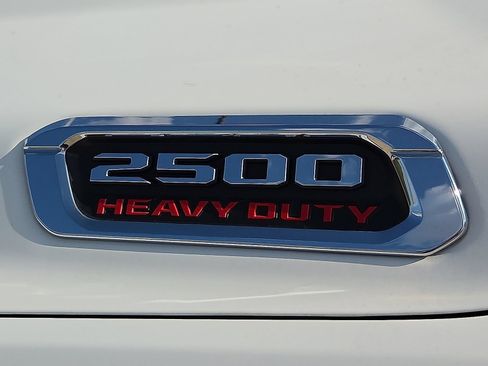 Used 2022 RAM 2500 Tradesman AWD/4WD image 9