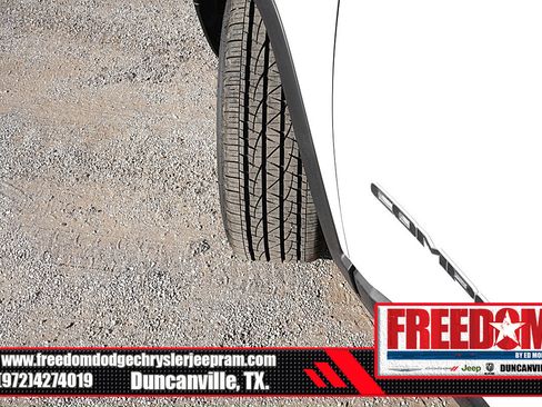 New 2026 Jeep Compass Latitude image 44