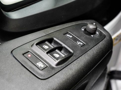 Used 2023 RAM ProMaster 3500 FWD image 37