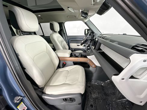 Certified 2024 Land Rover Defender 110 SE AWD/4WD image 26