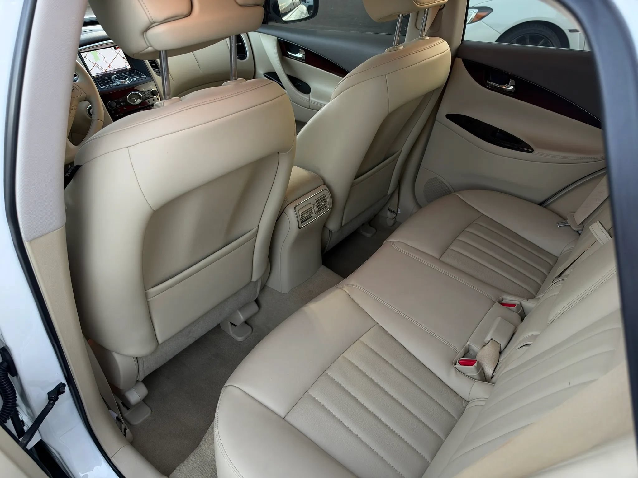 Used 2015 INFINITI QX50 Journey w/ Premium Package AWD/4WD image 15