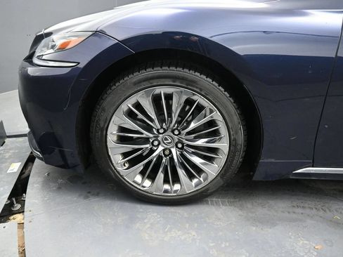 Used 2018 Lexus LS 500 AWD w/ Interior Upgrade Package image 12