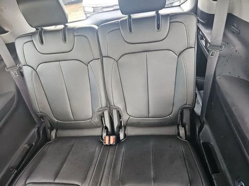 Used 2023 Jeep Grand Cherokee L Limited AWD/4WD image 13