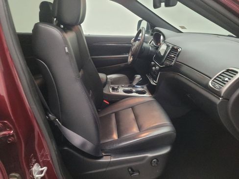 Used 2019 Jeep Grand Cherokee Limited image 21