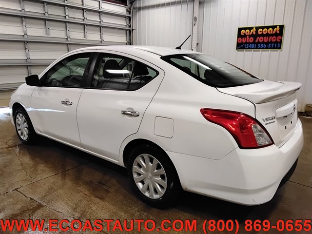 Used 2018 Nissan Versa SV FWD image 6