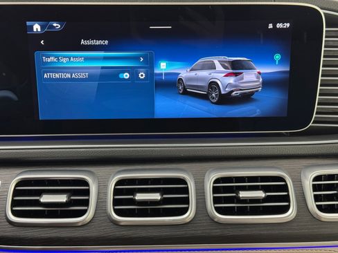 Used 2024 Mercedes-Benz GLE 450e 4MATIC w/ AMG Line Exterior image 32