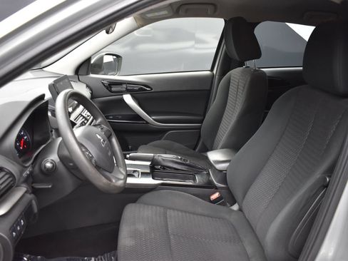 Used 2023 Mitsubishi Eclipse Cross LE AWD/4WD image 11