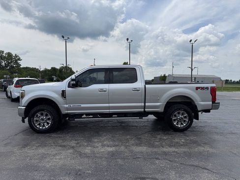 Used 2019 Ford F350 XLT w/ XLT Premium Package AWD/4WD image 5