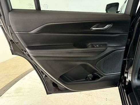 New 2025 Jeep Grand Cherokee L Altitude AWD/4WD image 13