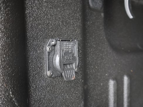 Used 2017 Chevrolet Silverado 2500 LT w/ LT Convenience Package AWD/4WD image 29
