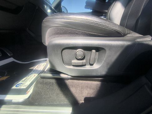 Used 2018 Land Rover Range Rover Sport Supercharged image 12